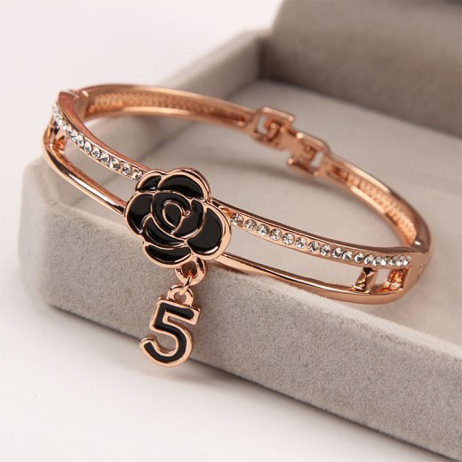 Little Fragrant Rose Bracelet