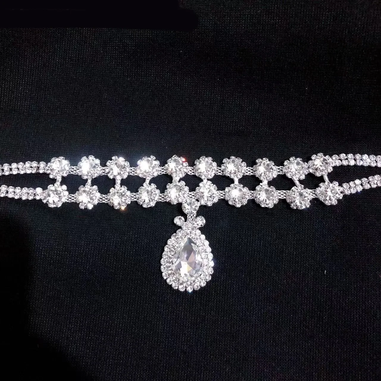 Women's Fashion Drop Pendant Necklace