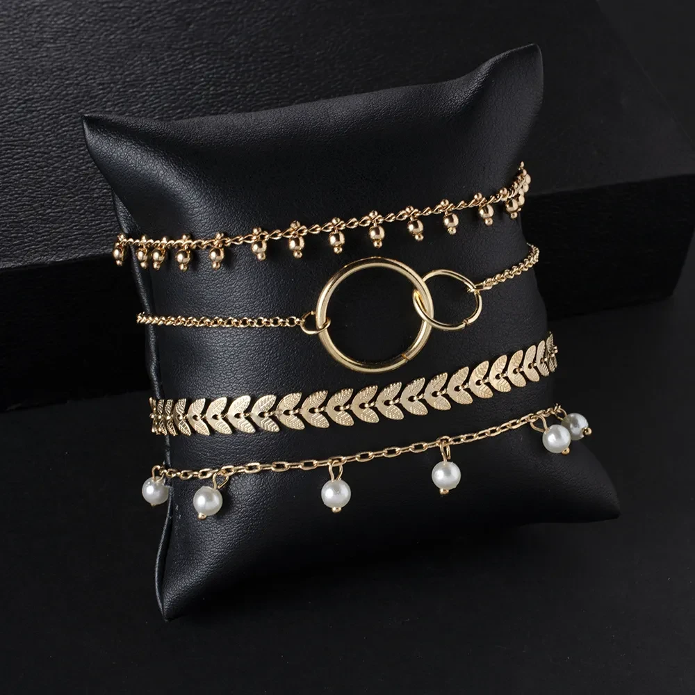 Patterned Arrow Pearl Pendant Bracelet