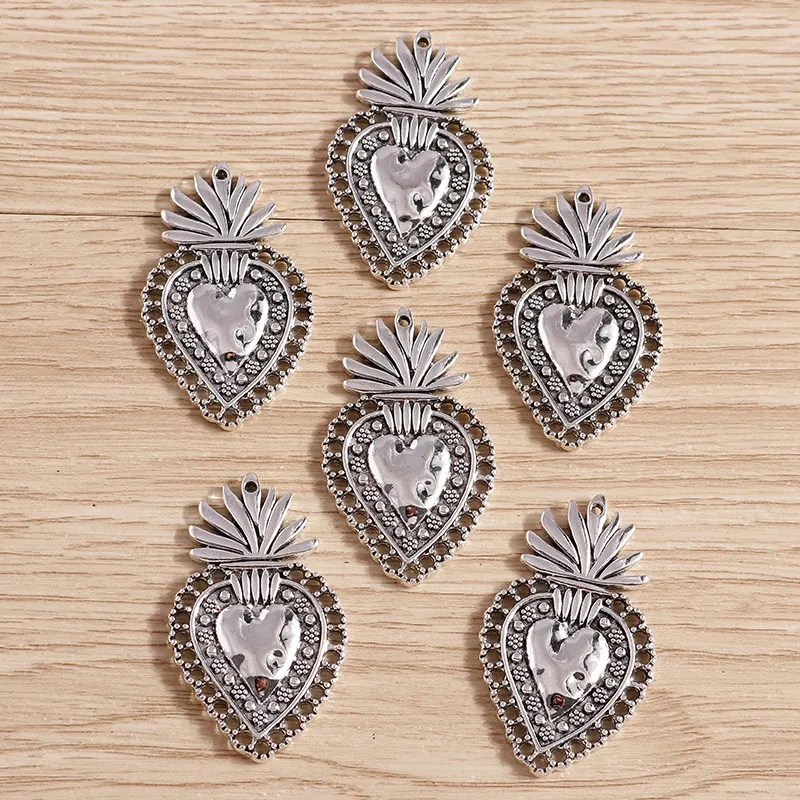 Hollow Out Heart Pendant Accessories