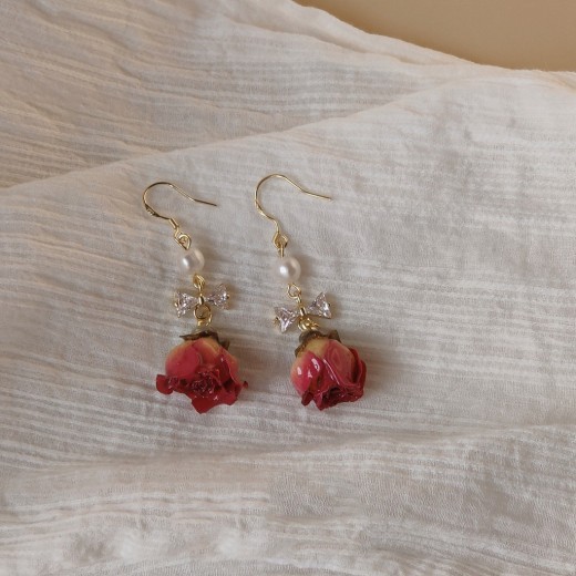 Silver Needle Vintage Hong Kong Air-dried Rose Earrings