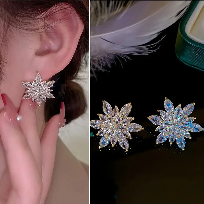 Elegant Snowflake Flower Earrings