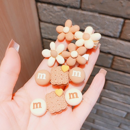 Children's Cartoon Bear Hairpin On The Back