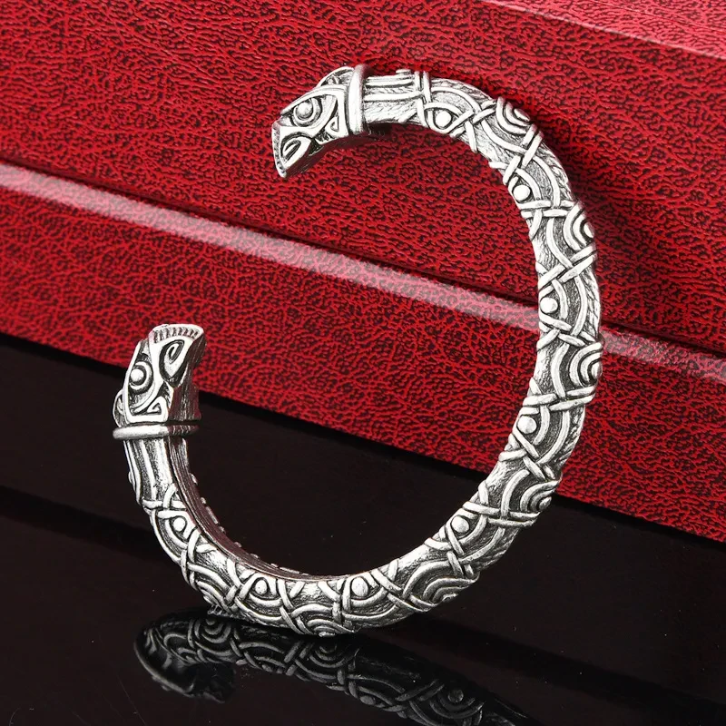 Exquisite Viking Aoding Crow Head Bracelet
