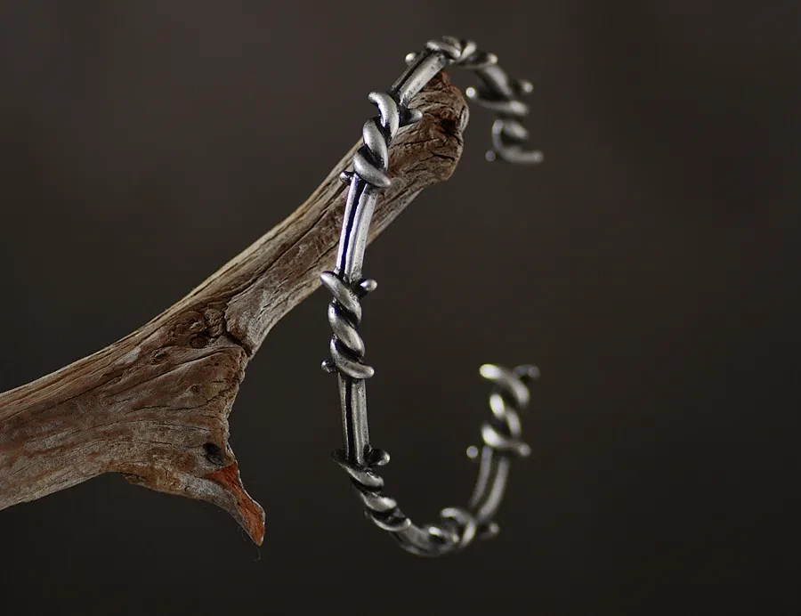 Men'S Bracelet Cuffs Twist Thorn Line Pulse Titanium Steel Geometric Bracelet Jewelry Viking Bracelet