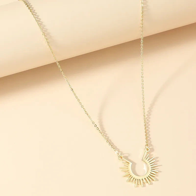 Classic semicircle sun flower pendant necklace