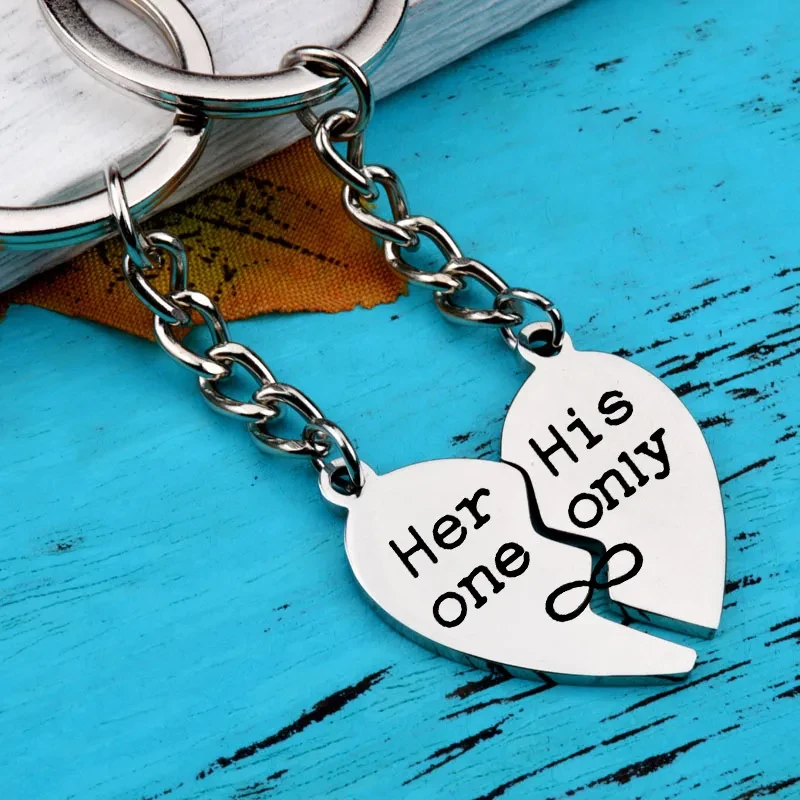 Two-Petal Peach Heart Stitching Keychain