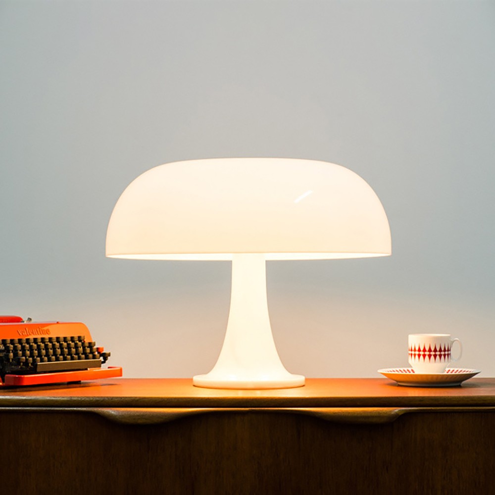 Classic Mushroom Table Lamp - Modern Bauhaus Design Atmosphere Lamp for Hotel Bedroom