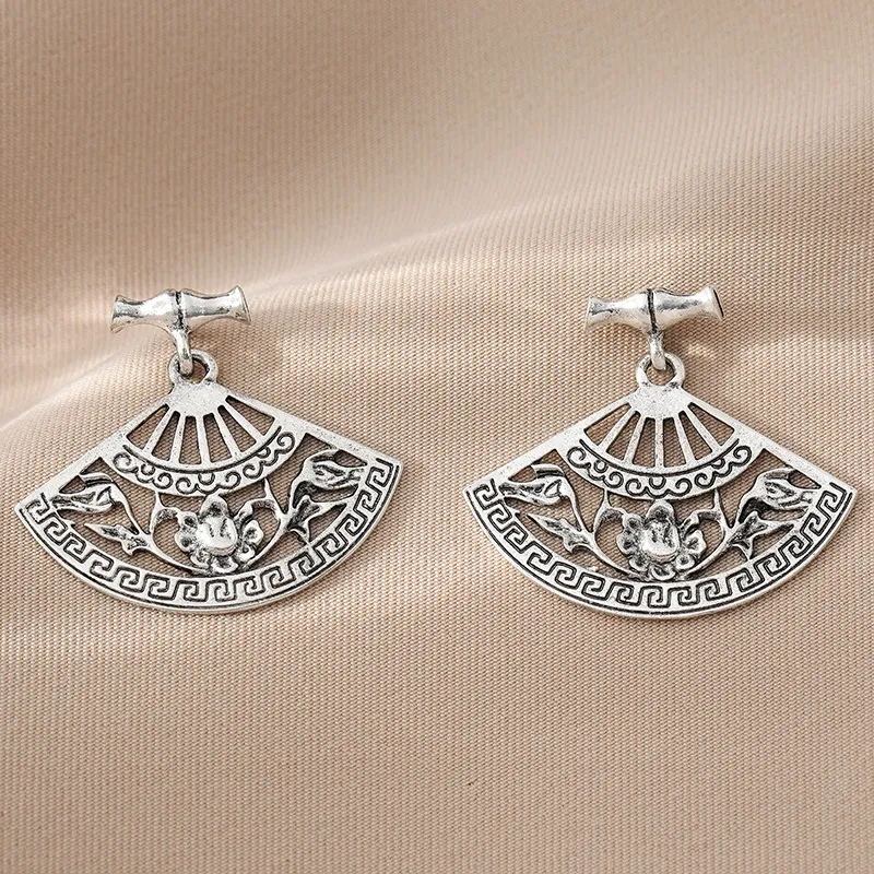 Retro Hollow Fan Classical Pattern Silver Stud Earrings