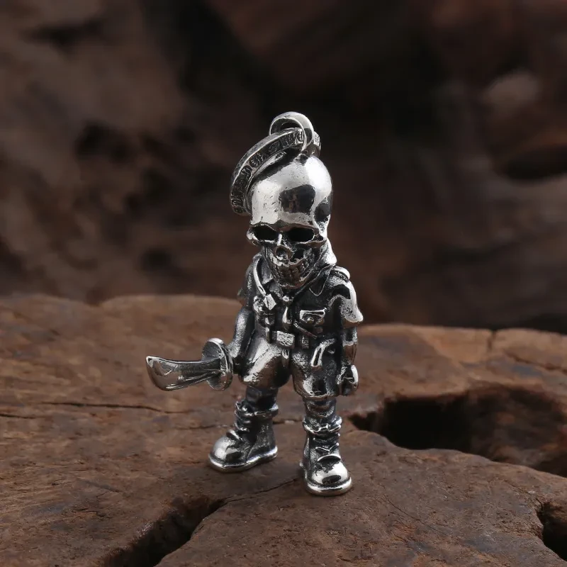 Creative Skull Soldier Pendant With Knife