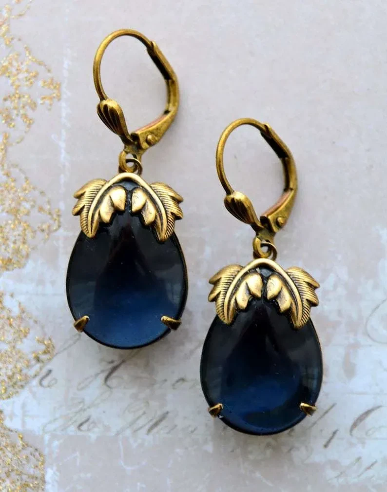Leaves Stylish Pendant Earrings For Women