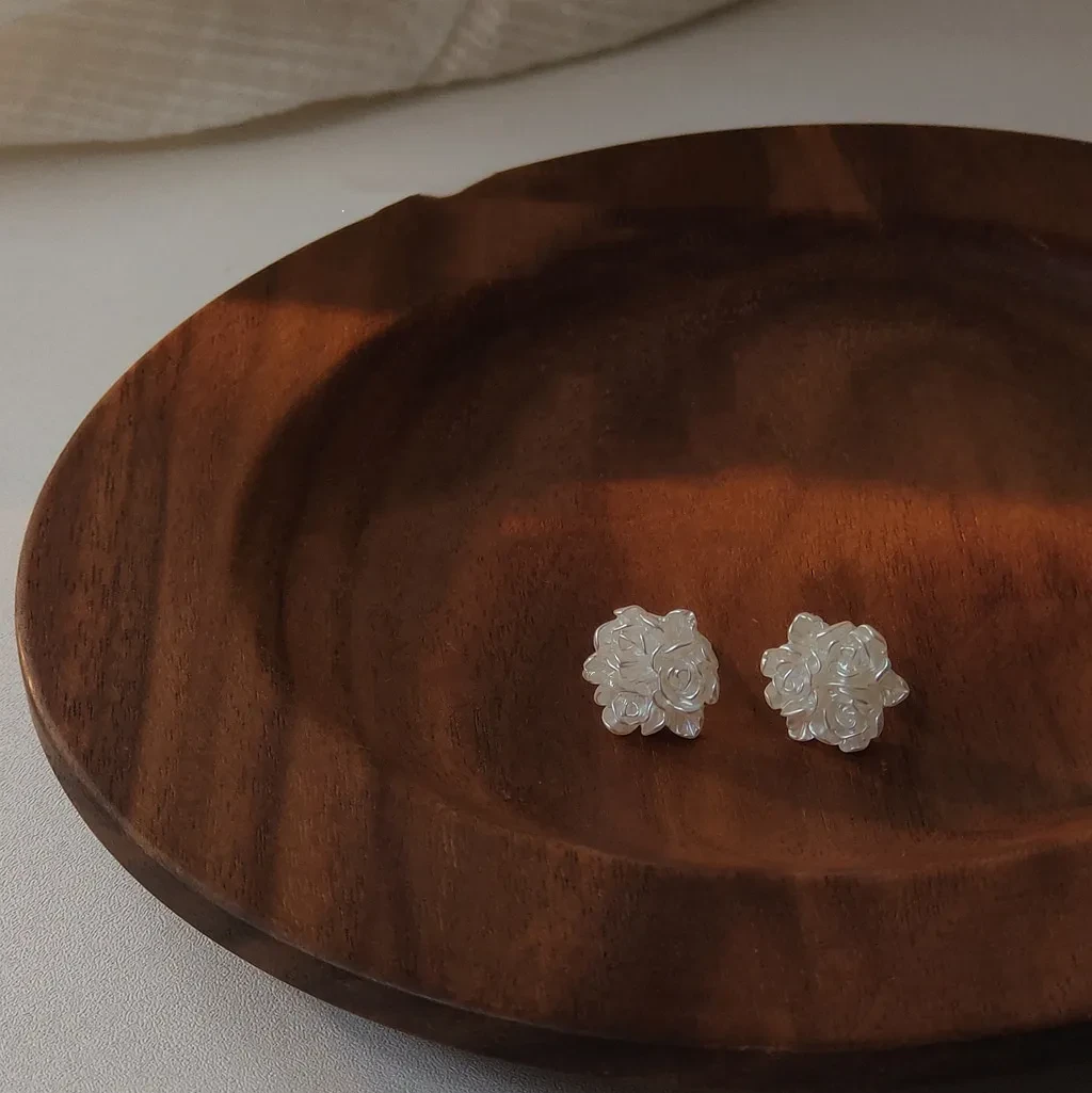 Sweet And Simple Rose 925 Silver Stud Earrings