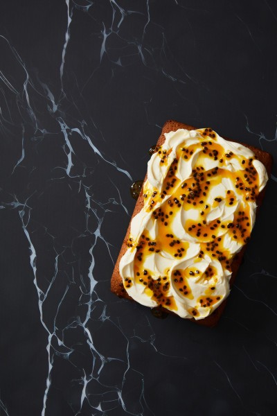 Ceramabake Rectangle Cake Pan 28x18cm  - Stanley Rogers