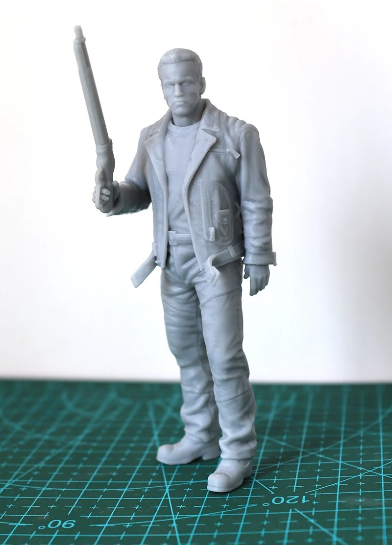 Terminator T-800 Resin Model Kit RW-021 | 1/24 (75mm) & 1/18 (100mm) Scale