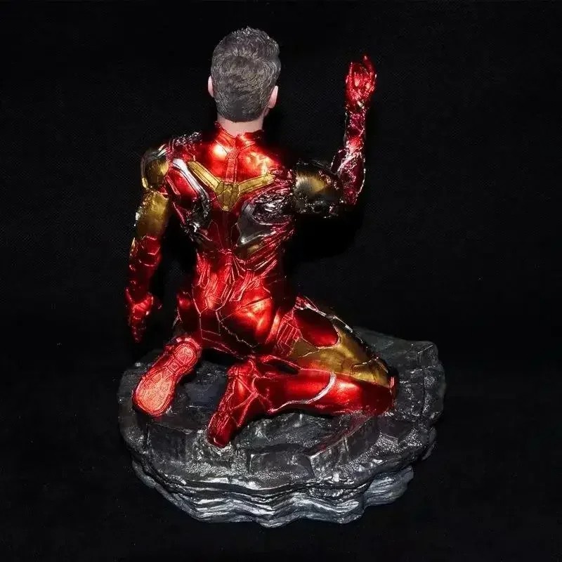 Iron Man Mk85 Snap Kneeling Statue  Avengers Endgame Anime Figure