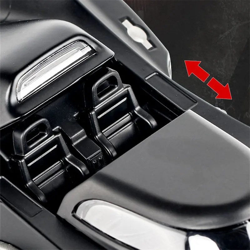 1/24 Classic Movie Car Alloy Batmobile Bat Sports Car Model