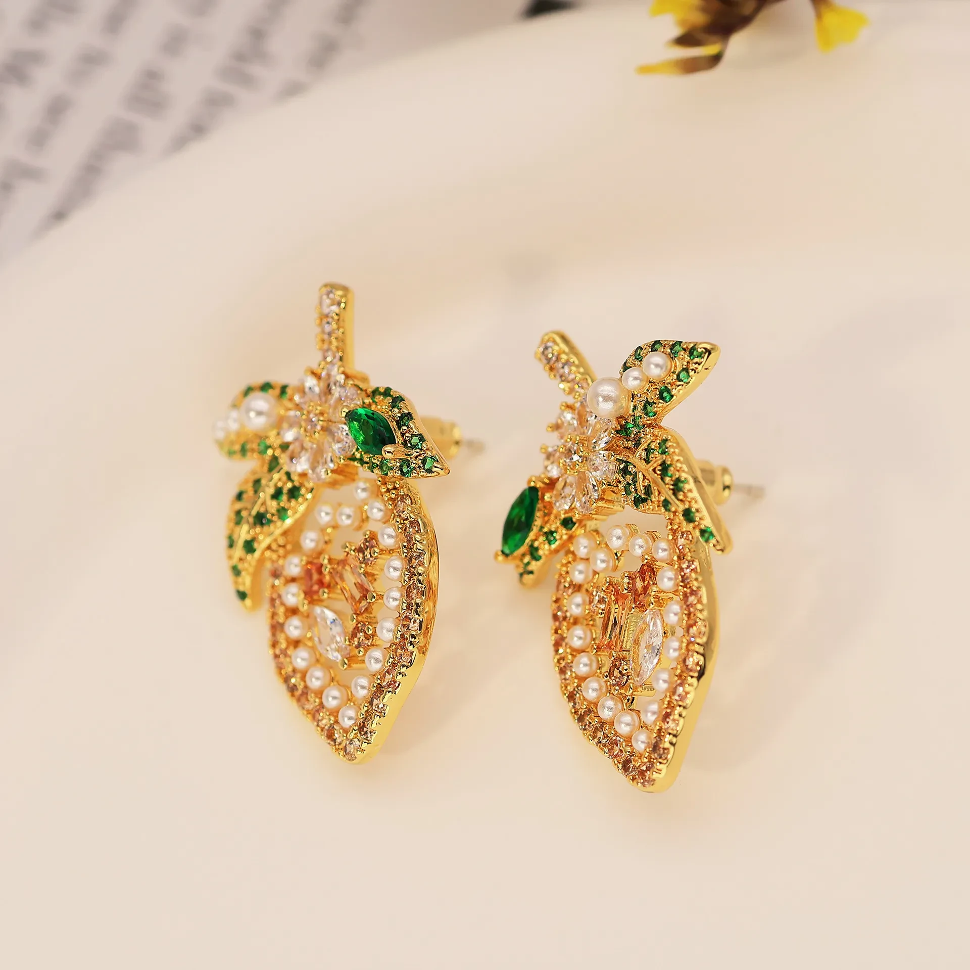 Heart Shaped Sweet And Simple Temperament Geometric Personality Retro Gold Earrings For Women