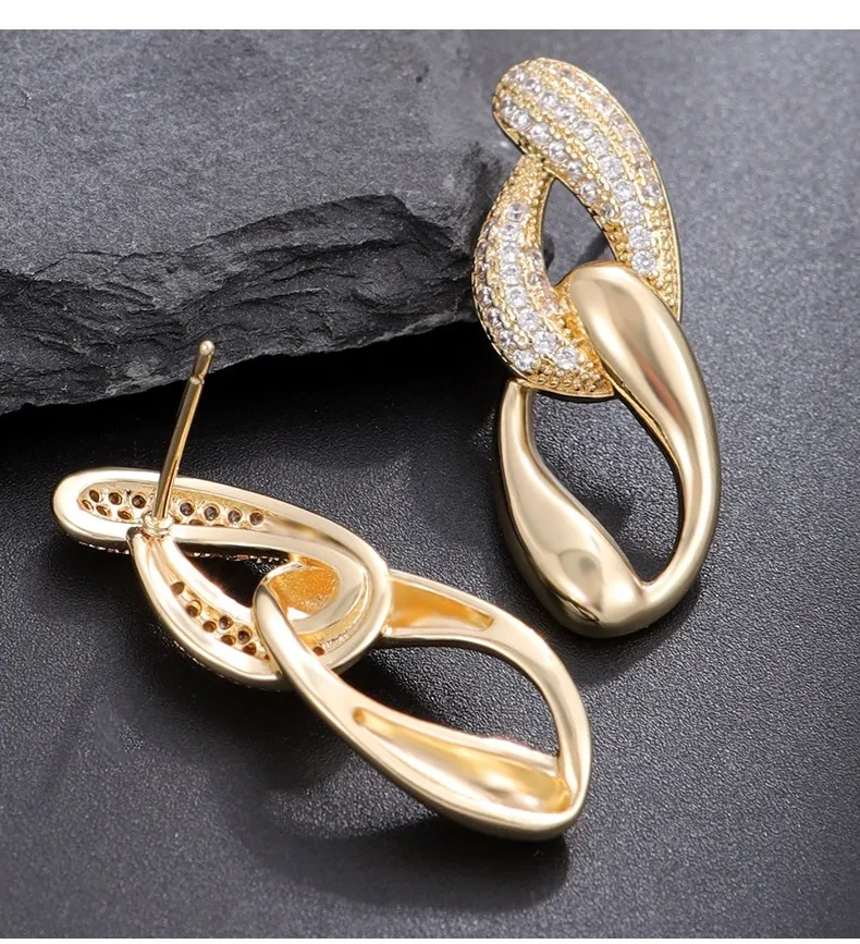 Retro Personality And Minimalism Chain Earrings