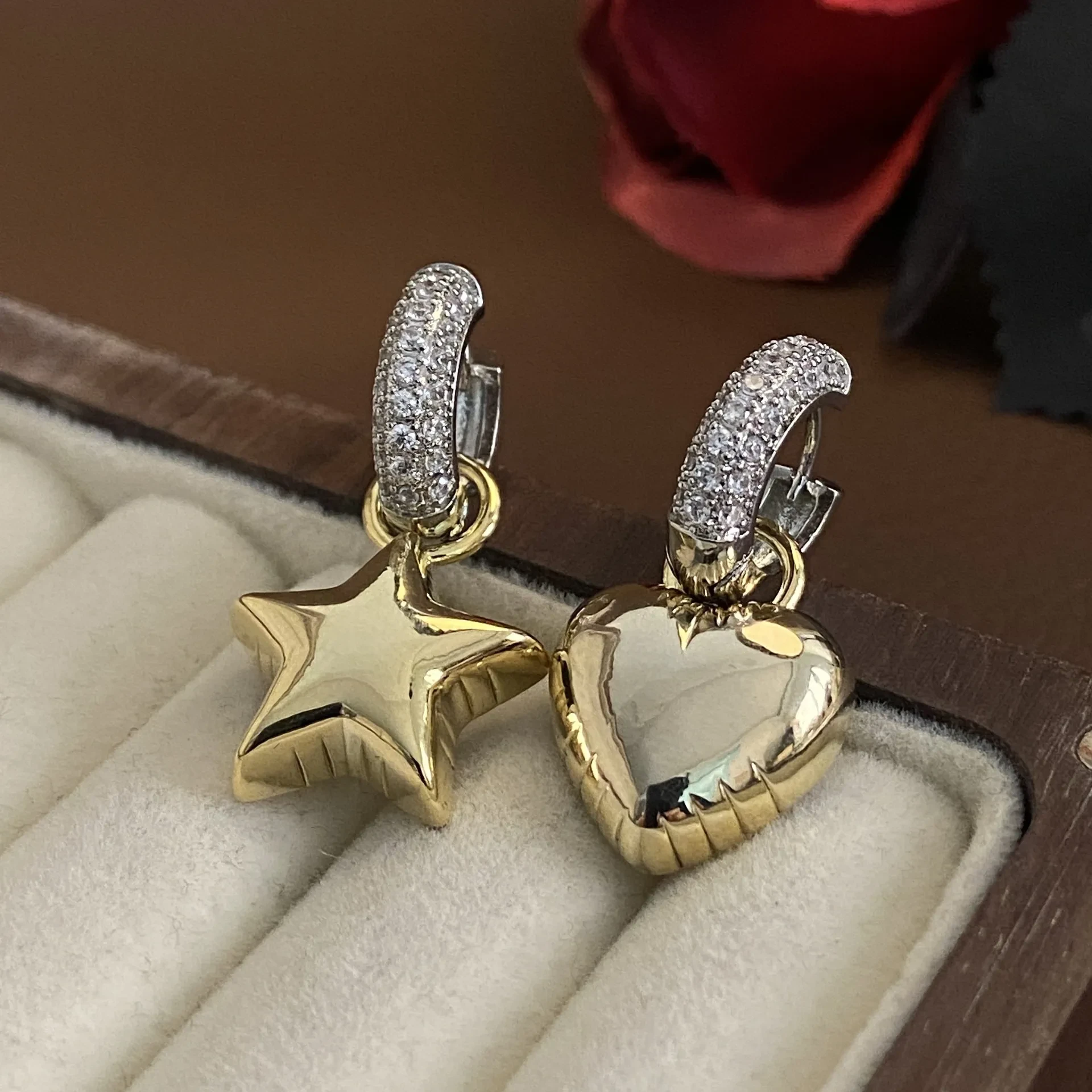 Design Zircon Stars Heart Asymmetric Earrings