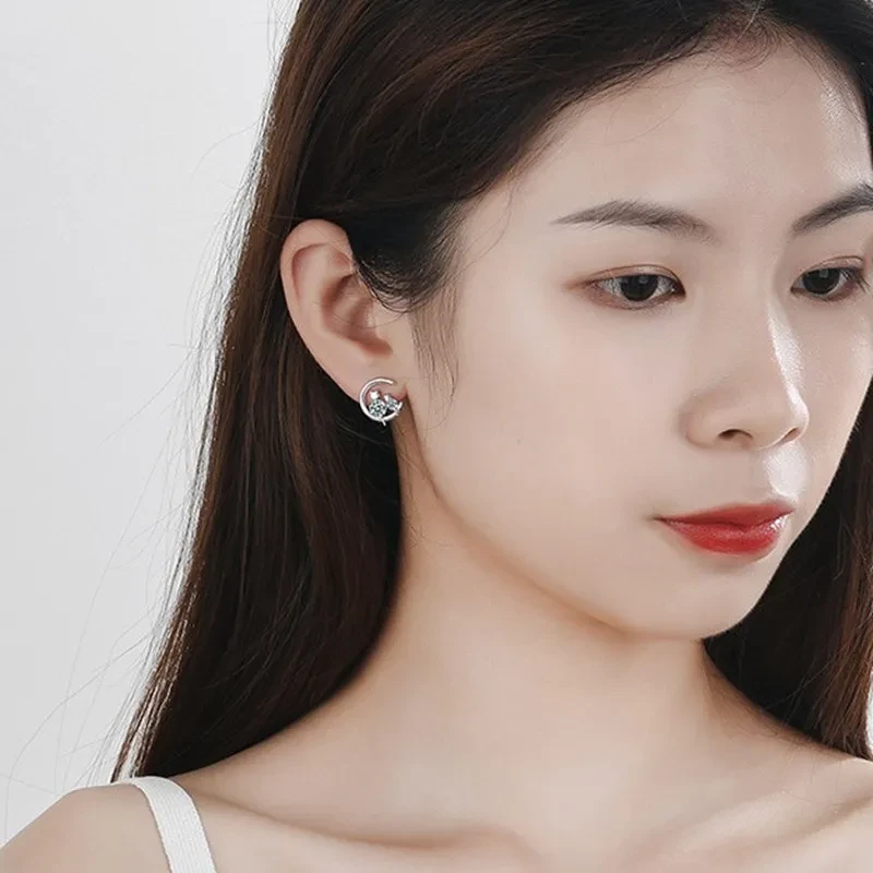 Women's Sweet Single Diamond Cat Ear Studs