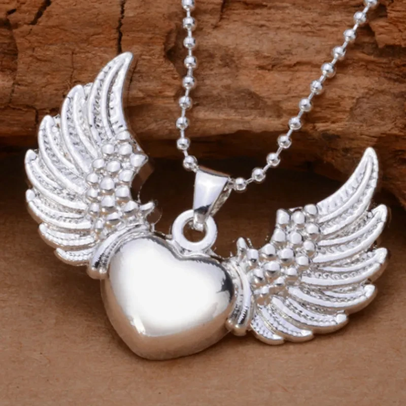 Fashion Angel Wing Heart Necklace Pendant