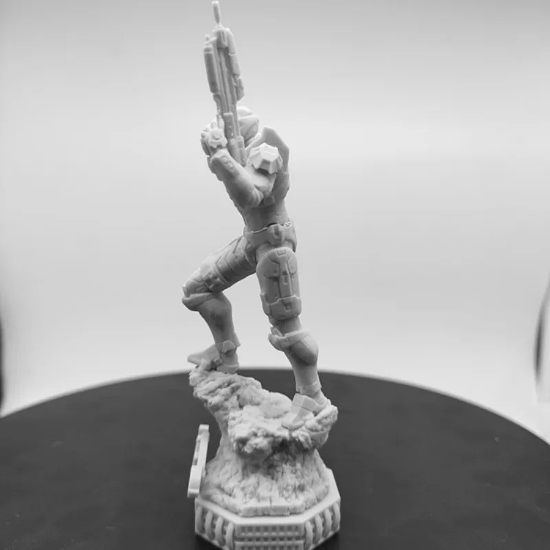 1/24 Scale Super Future Warrior Resin Body Model Kit  Boy DIY Toy Gift