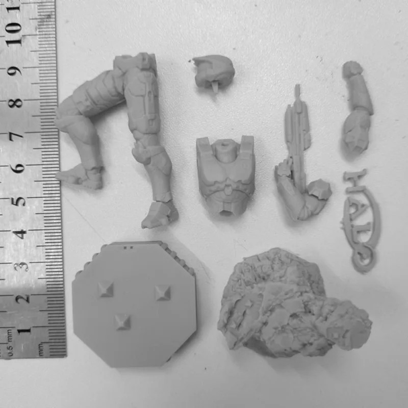 1/24 Scale Super Future Warrior Resin Body Model Kit  Boy DIY Toy Gift