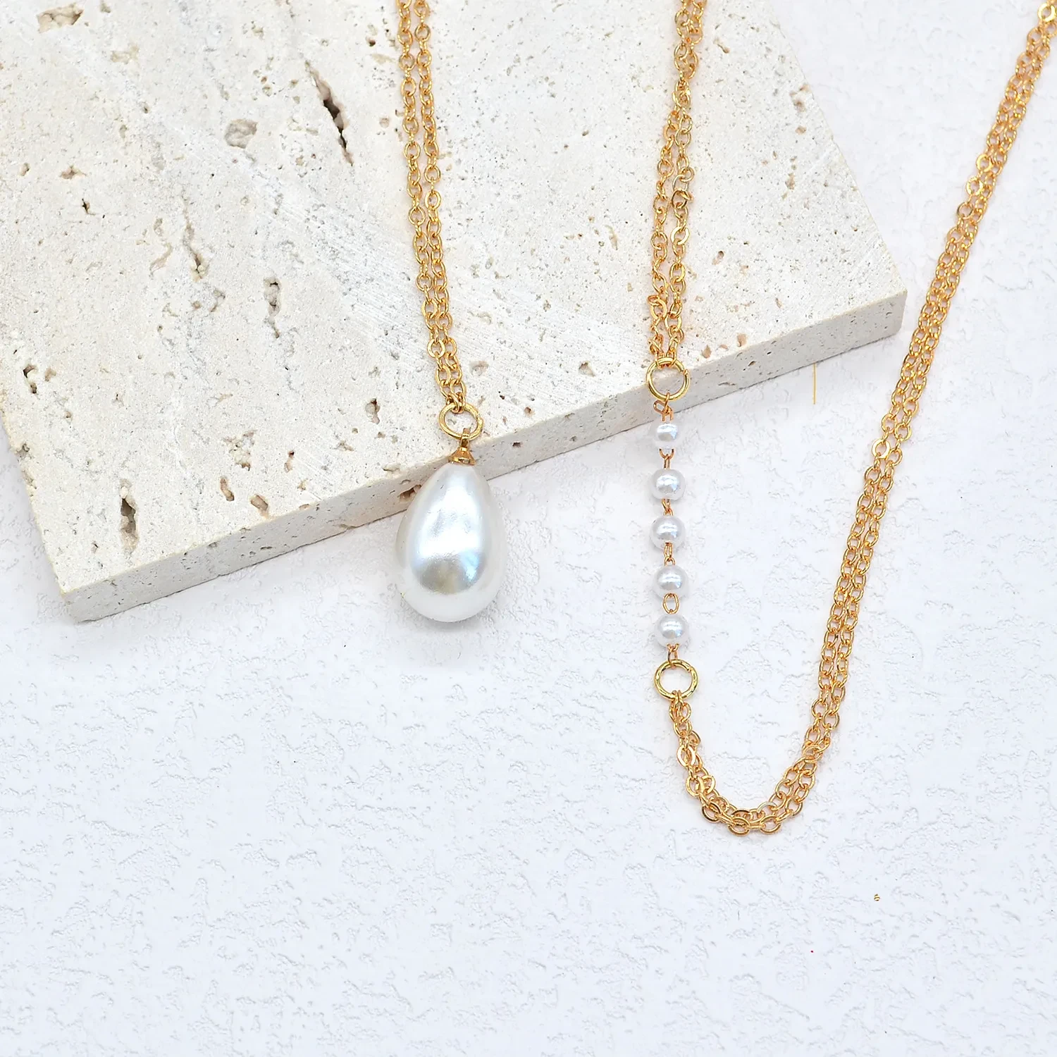 Pearl Pendant Multi-layer Back Chain