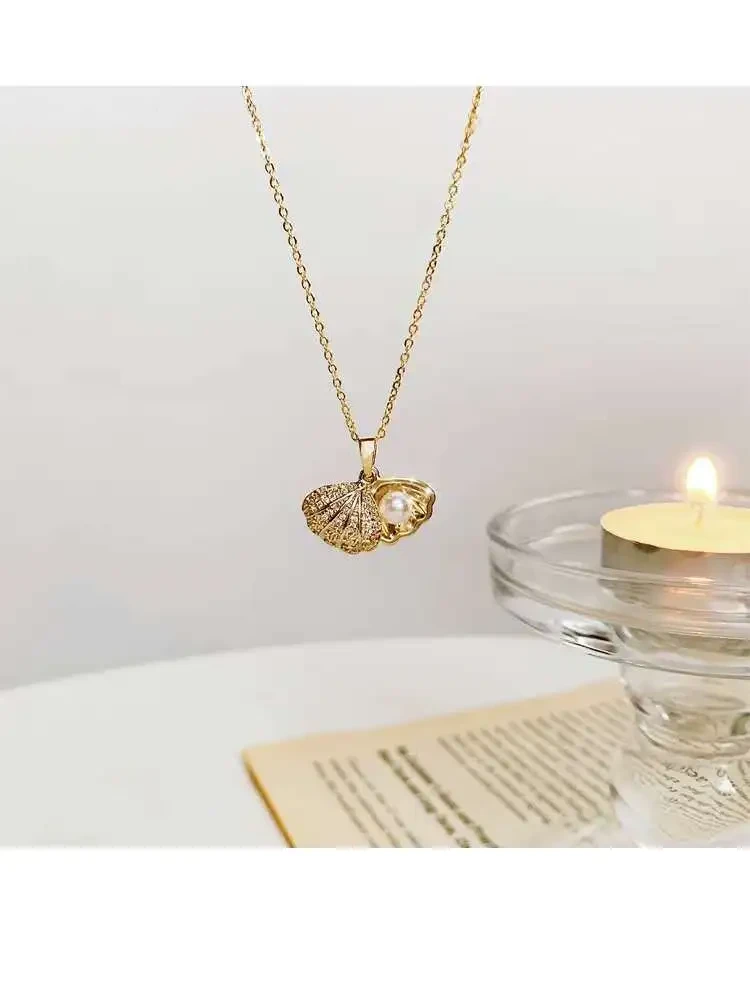 Pearl Pendant Necklace Female Clavicle Chain