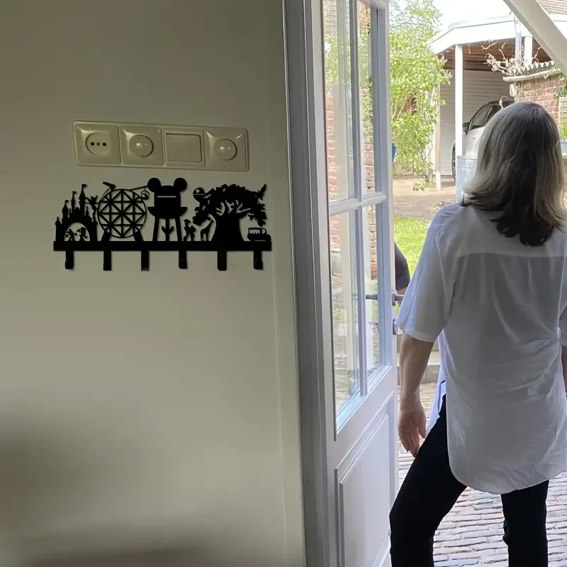 Multifunctional Metal Wall Art with Hooks and Keychains