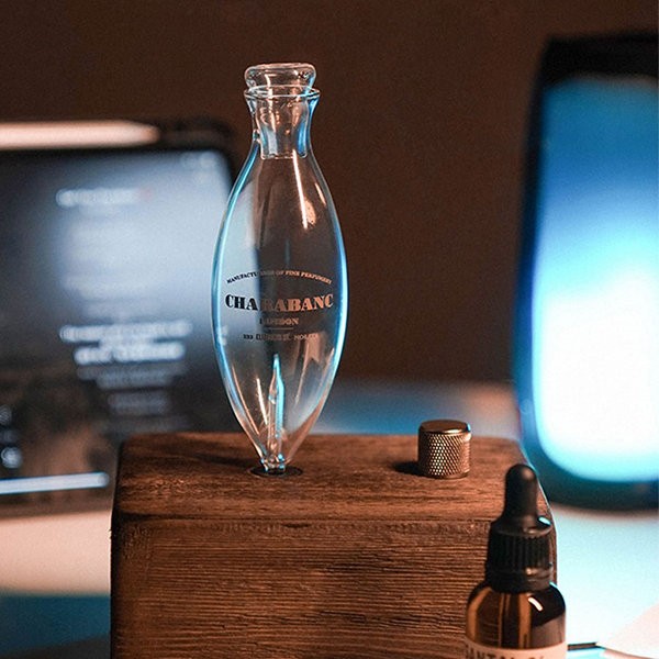 Vintage Aroma Diffuser - Ambient Lighting - Natural Wood Elegance