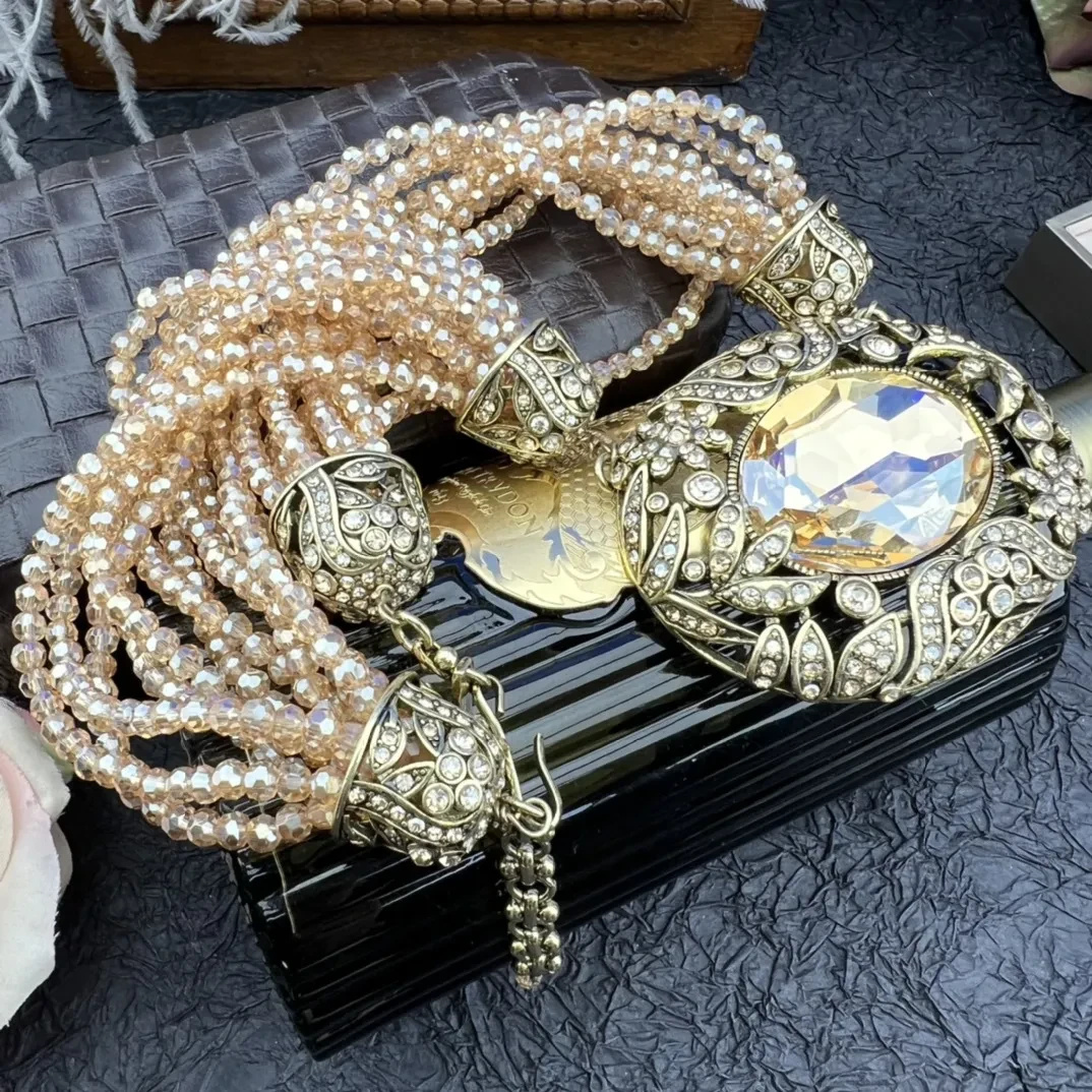 Vintage Court Style Fashion Elegant Simple And Light Luxury Rhinestone Inlaid Women's Necklace