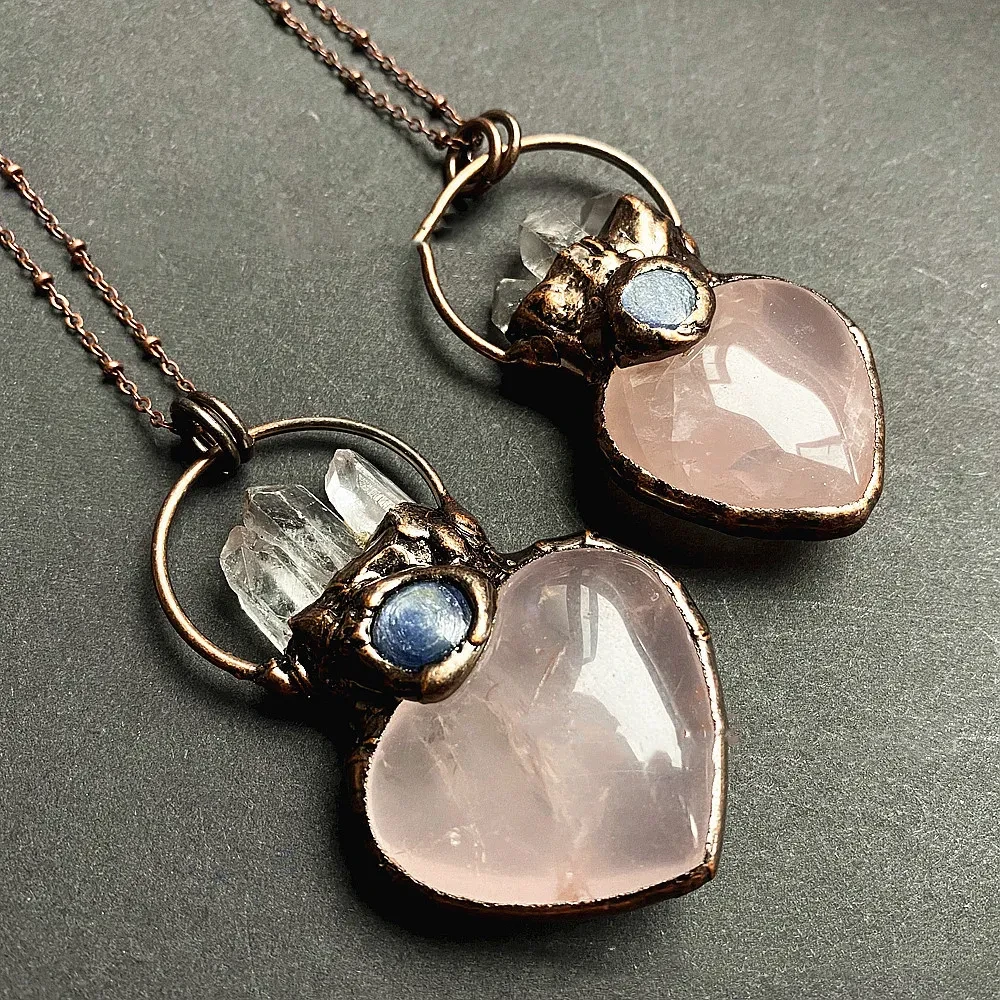 Natural Crystal Crystal Heart-shaped White Crystal Pillar Aquamarine