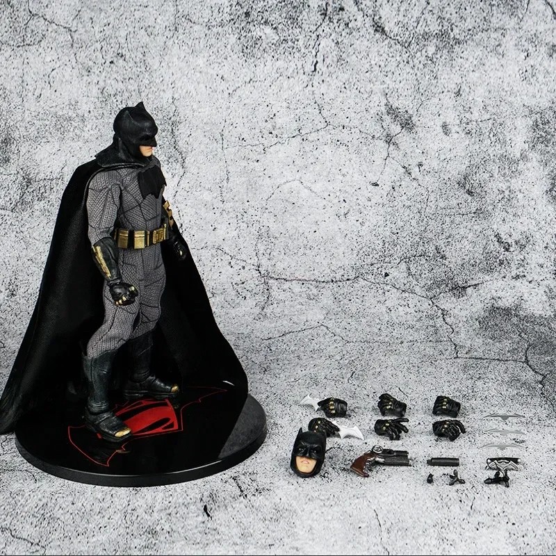 DC Anime Mezco Comics Batman Action Doll Statue  Exquisite Handmade Model