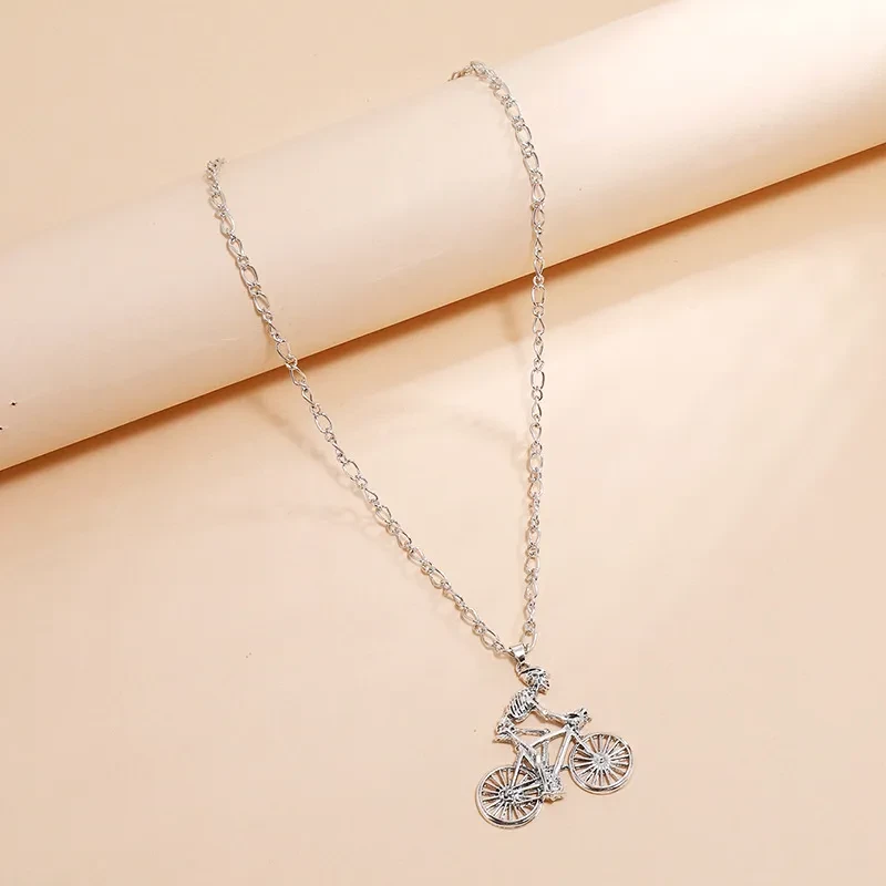 European And American Street Hip-Hop Simple Retro Personality Exaggerated Clavicle Chain Fashion Trend Skull Man Riding Bicycle Necklace