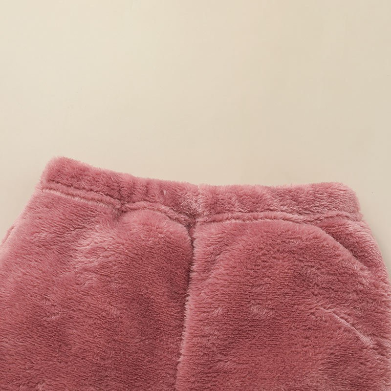 Two-piece Sweater Suit: Casual Pullover Outfit