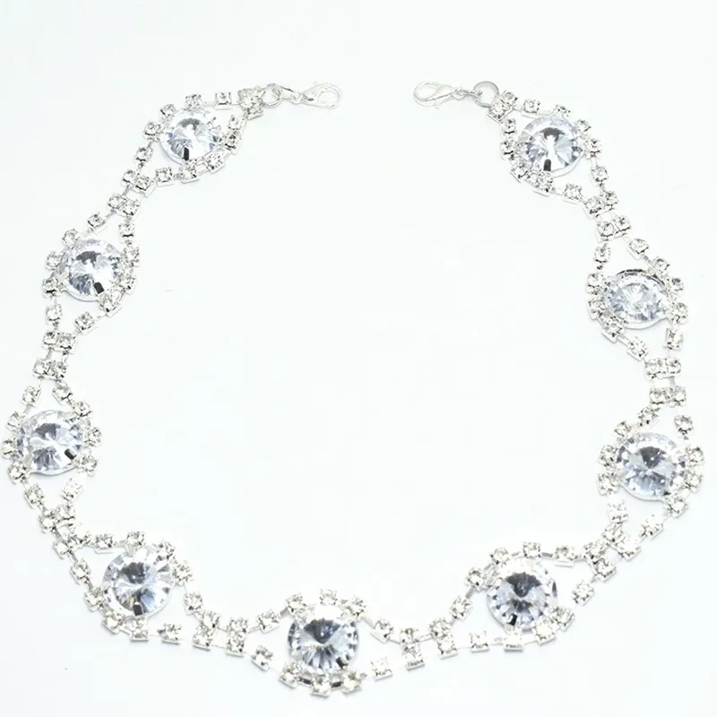 Light Luxury Niche Design, High-end Feel, Super Sparkling Rhinestone Necklace