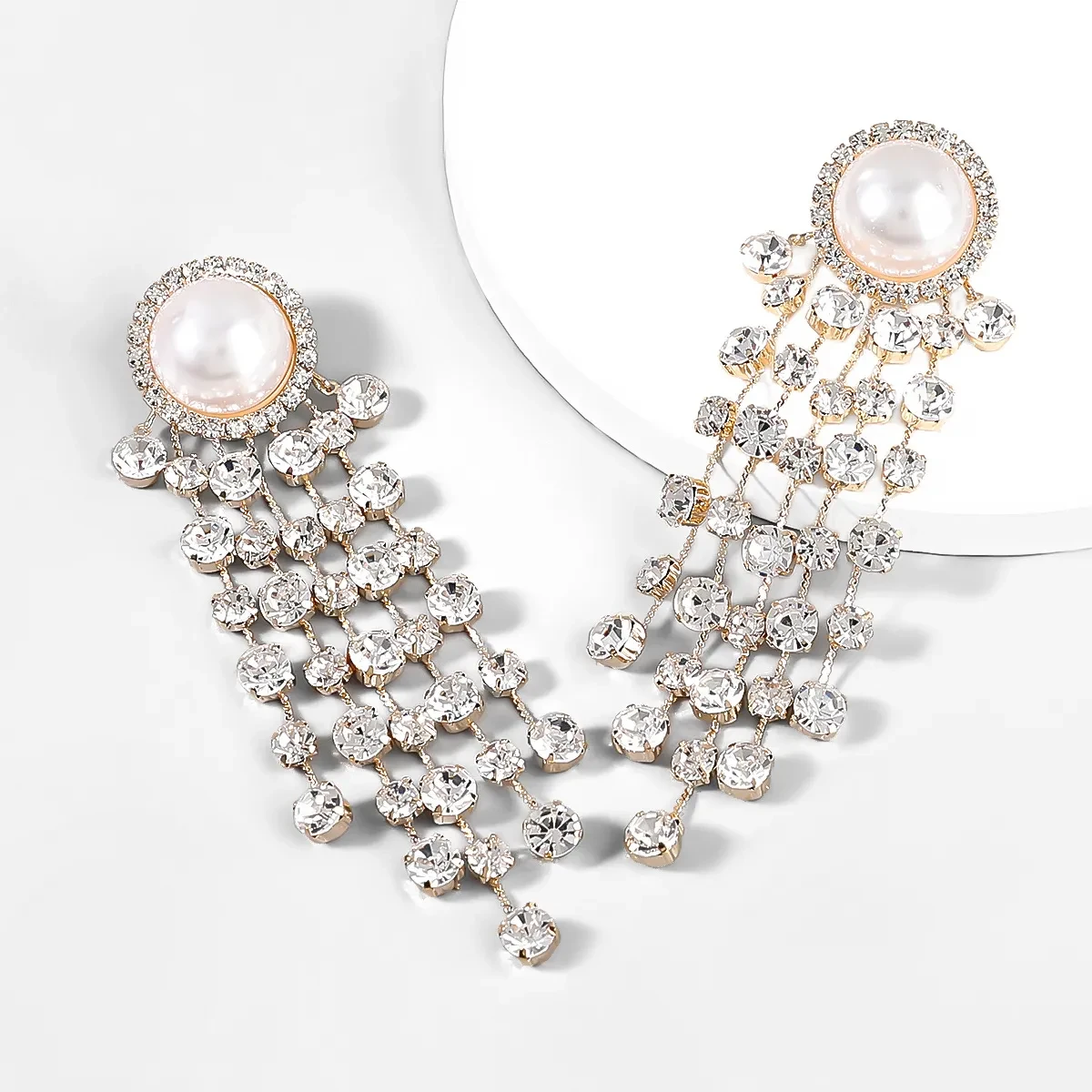 Creative Alloy Inlaid Pearl Diamond Rhinestone Long Fringe Earrings Female
