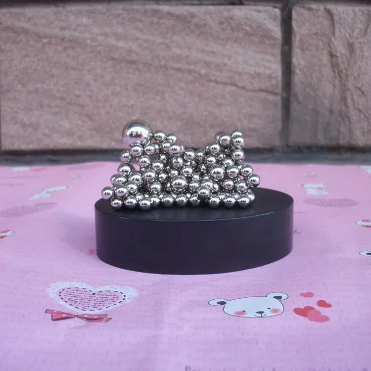 Magnetic Balls