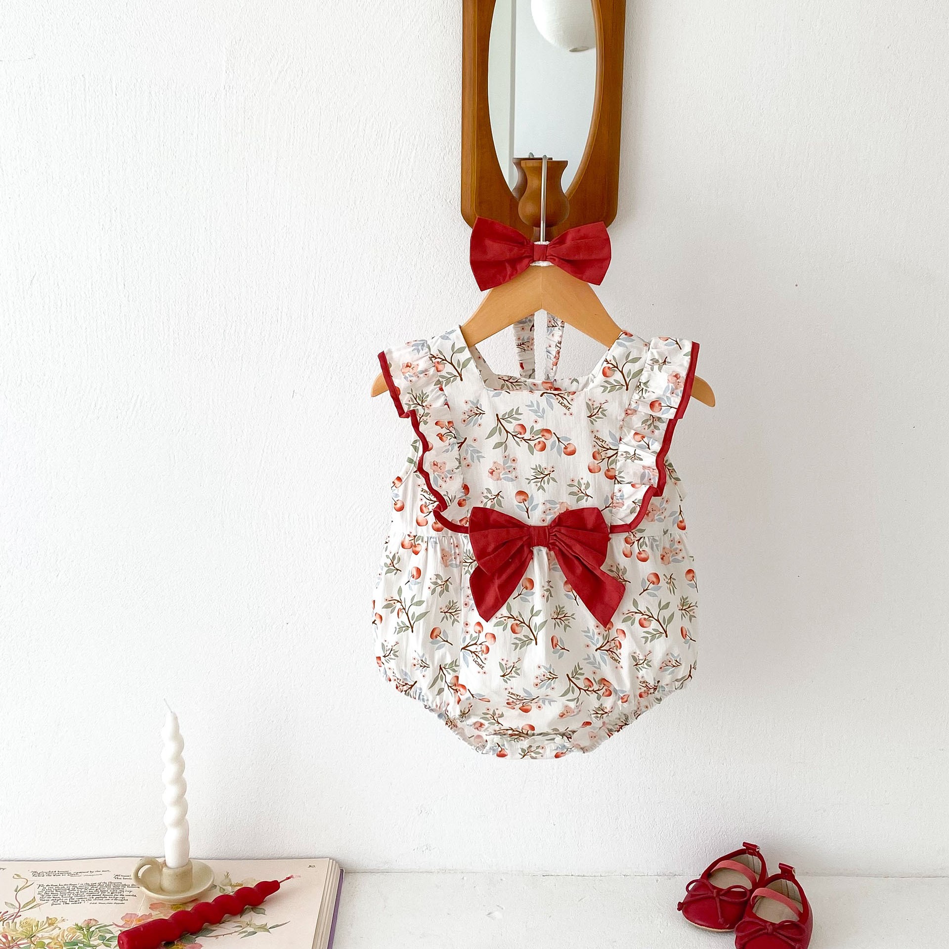 Sleeveless Pastoral Style Baby Girl Jumpsuit