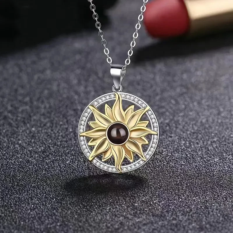 Projection Necklace Fashion Personality Women's Necklace