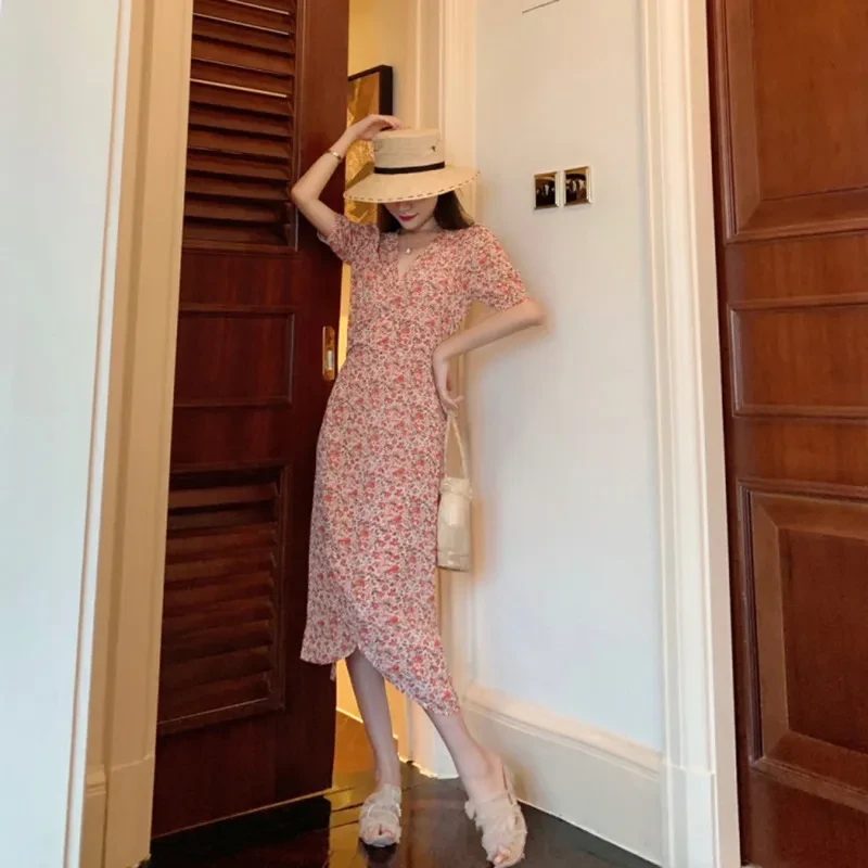 Fashionable dress with flowers