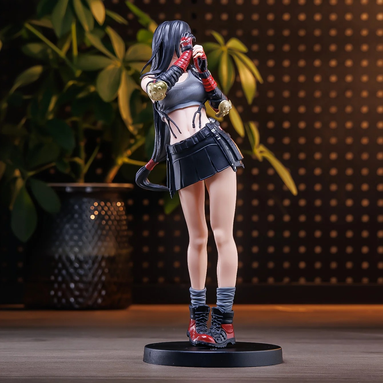 FF7 Tifa Female Fighter Anime Statue Figure