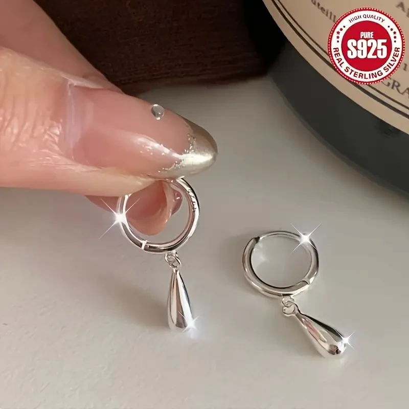 Minimalist Teardrop Earrings  Unique Charm & Stylish Elegance for Every Season