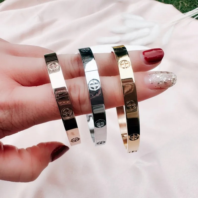 Stainless Steel Cross Design Bracelet for Women