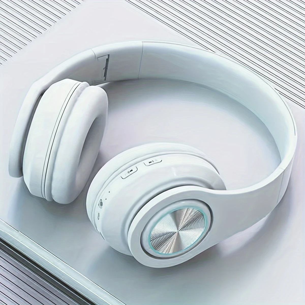 Wireless Headphones with Plug-in  Wired and Wireless Multifunctional Use for Ultimate Audio Flexibility