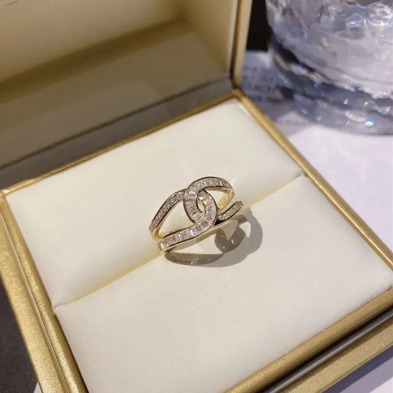 The New Trend Micro Set Zircon Exquisite Opening Ring