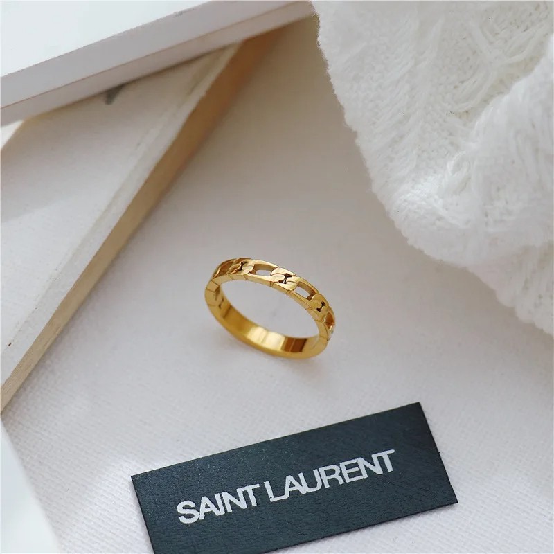 Vintage French Hollow Chain Twist Ring for Women