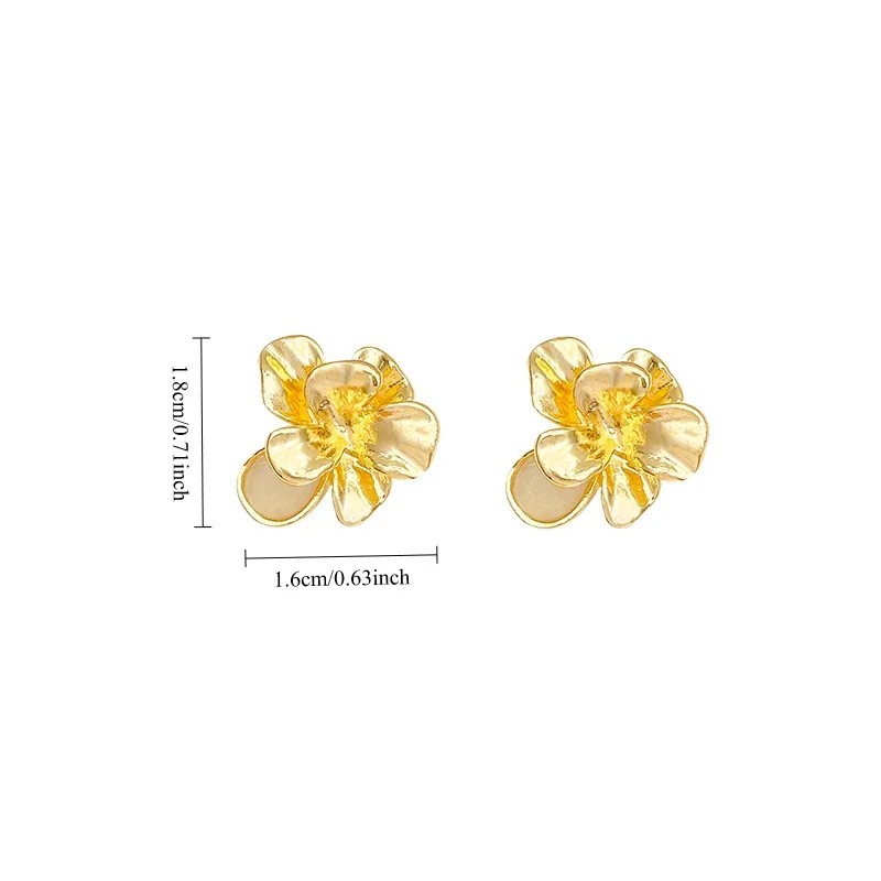 Women's Luxury Niche Design Golden Petal Ear Clips