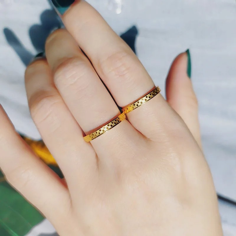 Stainless Steel Gold Color Chessboard Grid Thin Finger Rings for Women
